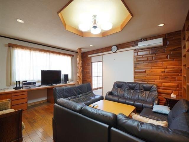海と駅の近くのゲストハウス海悠 Itō Extérieur photo