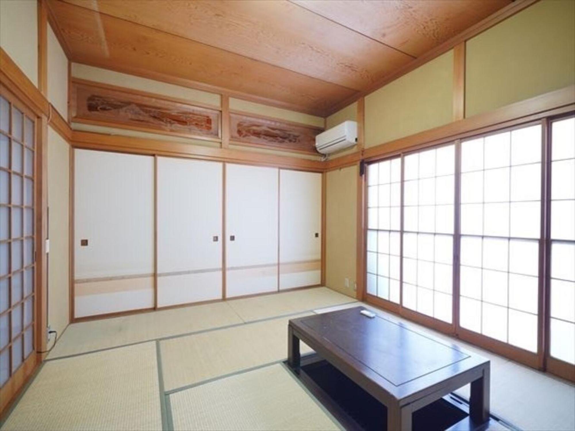 海と駅の近くのゲストハウス海悠 Itō Extérieur photo
